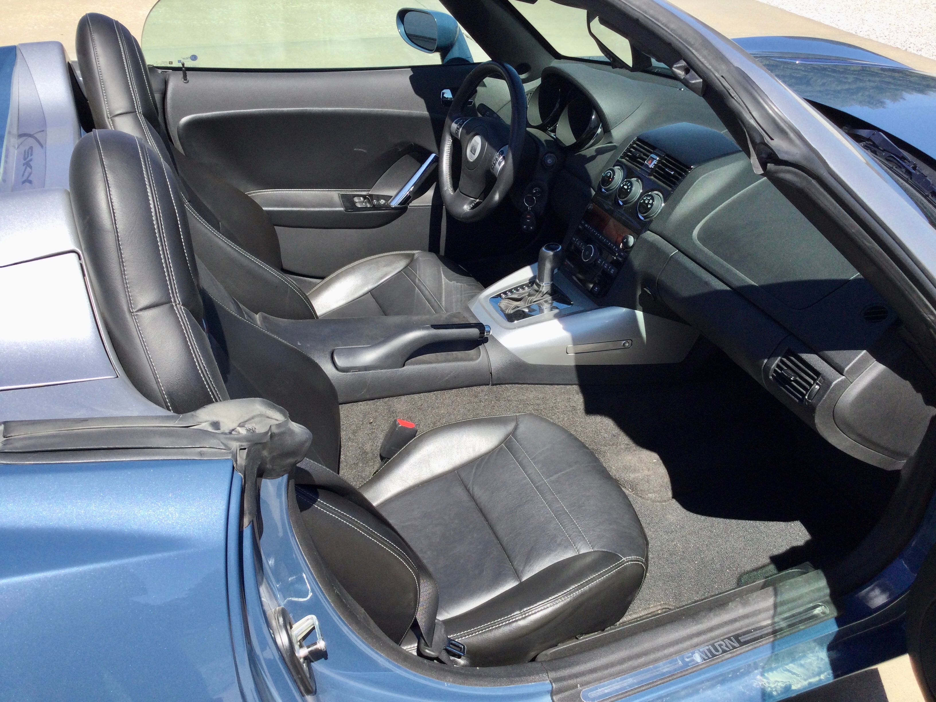 Used 2008 Saturn Sky Red Line RWD image 11