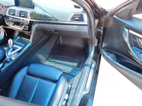 Used 2018 BMW 330e RWD image 12