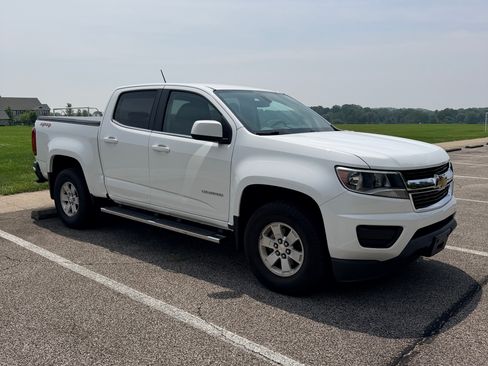 Used 2019 Chevrolet Colorado W/T w/ WT Convenience Package AWD/4WD image 2