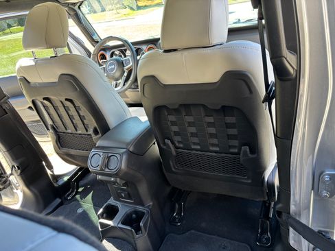 Used 2021 Jeep Gladiator Mojave image 15