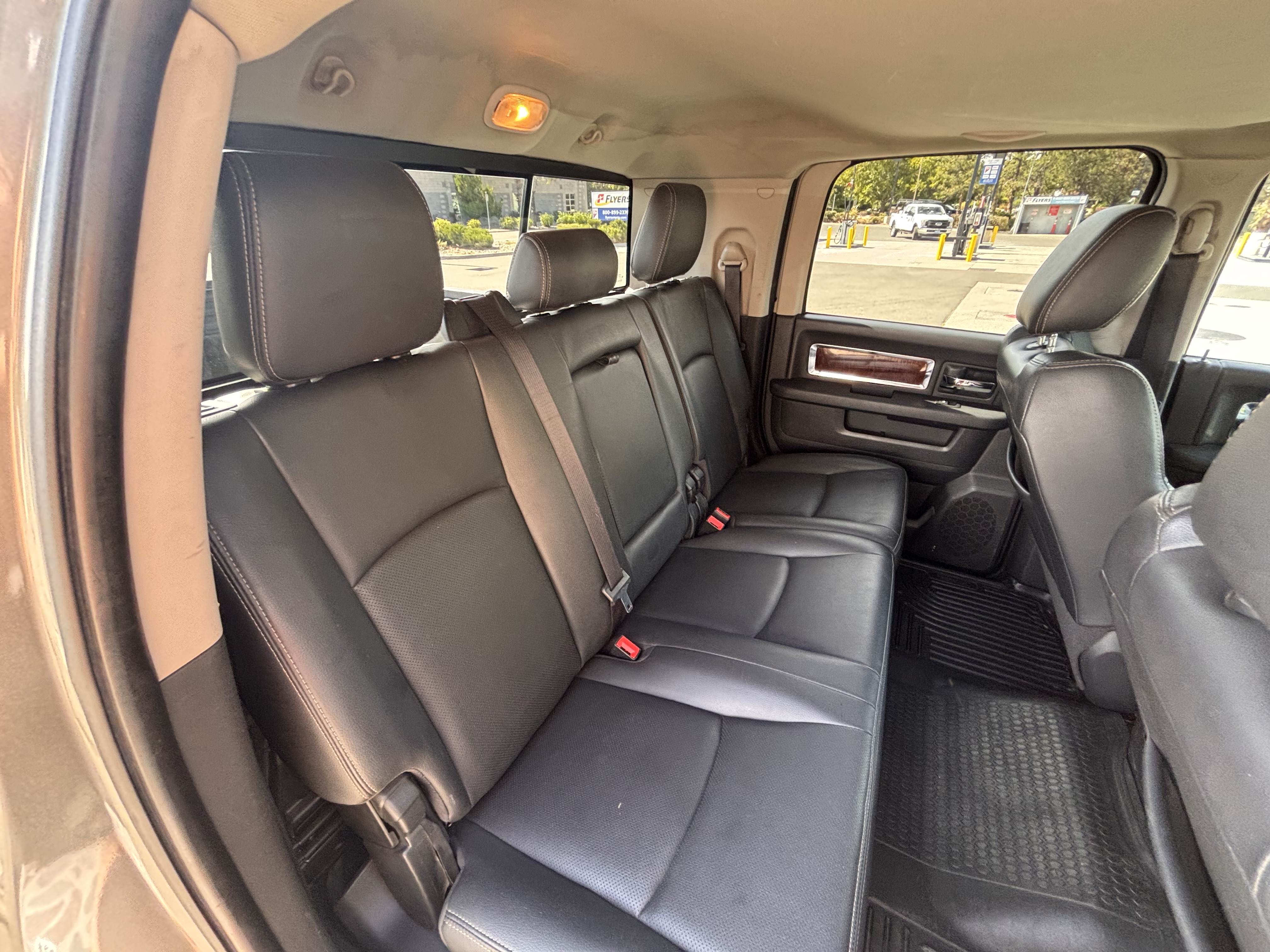 Used 2011 RAM 3500 Laramie w/ Cold Weather Group AWD/4WD image 8