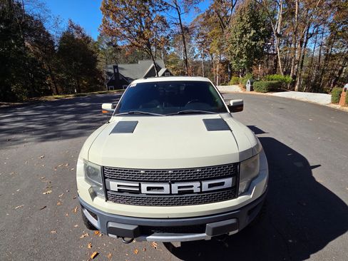 Used 2013 Ford F150 Raptor w/ Luxury Equipment Group image 10