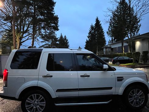 Used 2010 Land Rover LR4 HSE LUX image 8