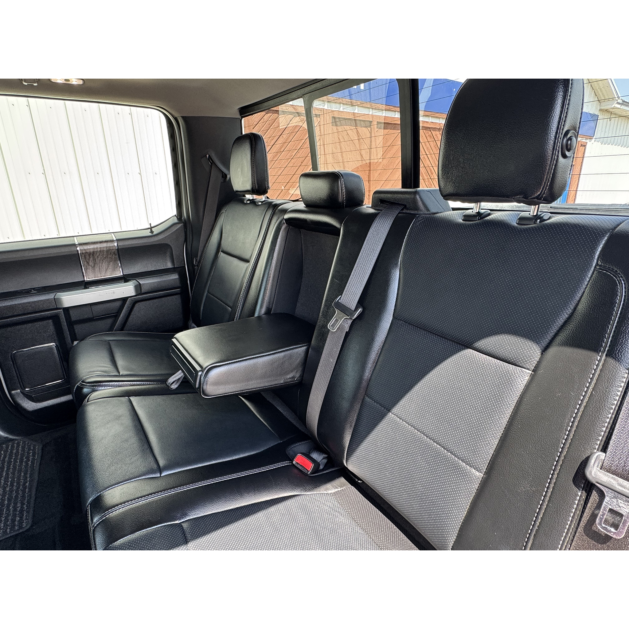 Used 2017 Ford F250 Lariat w/ Lariat Ultimate Package AWD/4WD image 13