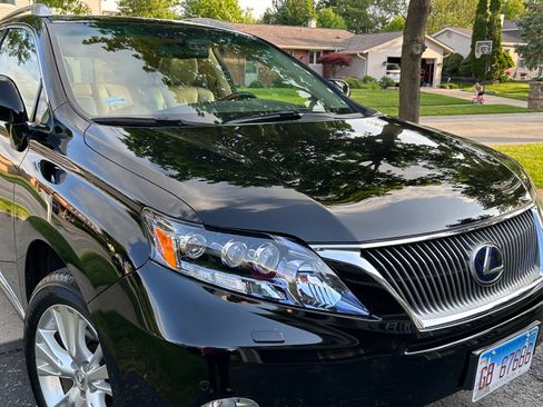 Used 2012 Lexus RX 450h AWD w/ Premium Pkg image 2
