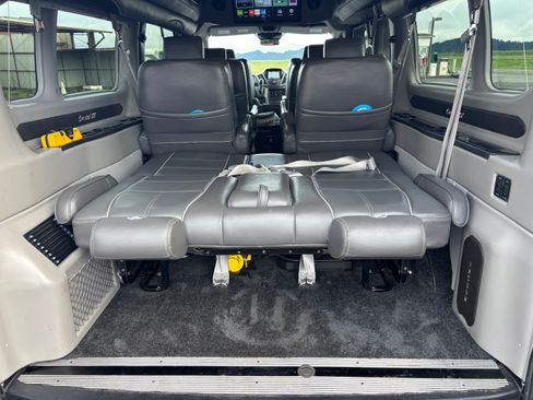 Used 2018 Ford Transit 150 148 Low Roof w/ Exterior Upgrade Package image 11