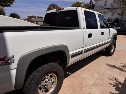 Used 2002 Chevrolet Silverado 2500 LS w/ Electrical Convenience Pkg image 4