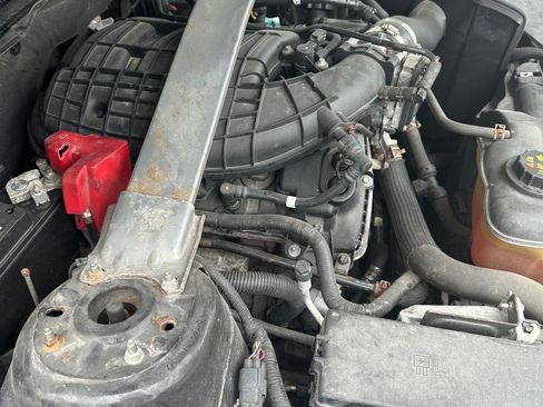 Used 2012 Ford Mustang Premium image 8