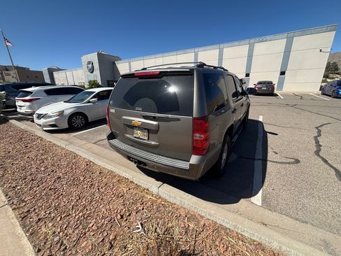 Used 2013 Chevrolet Tahoe LS w/ Convenience Package RWD image 9