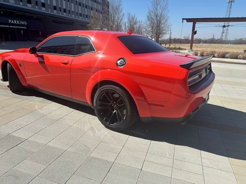 Used 2023 Dodge Challenger SRT Hellcat image 8