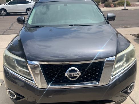 Used 2014 Nissan Pathfinder Platinum w/ Platinum Premium Package image 2