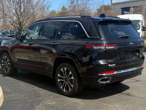 Used 2023 Jeep Grand Cherokee Overland w/ Advanced Protech Group III image 2