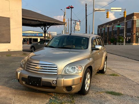 Used 2006 Chevrolet HHR LT FWD image 4