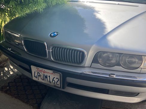 Used 2001 BMW 740iL image 4