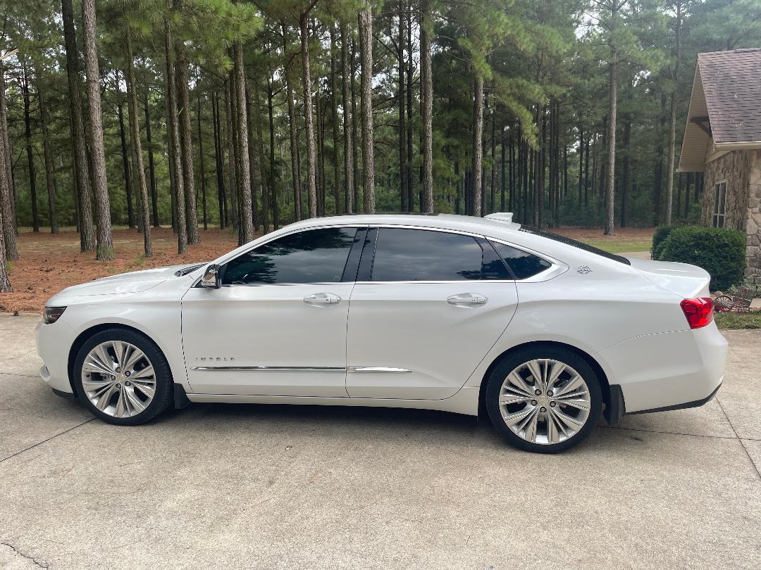 Used 2020 Chevrolet Impala Premier w/ Premier Confidence Package FWD image 4
