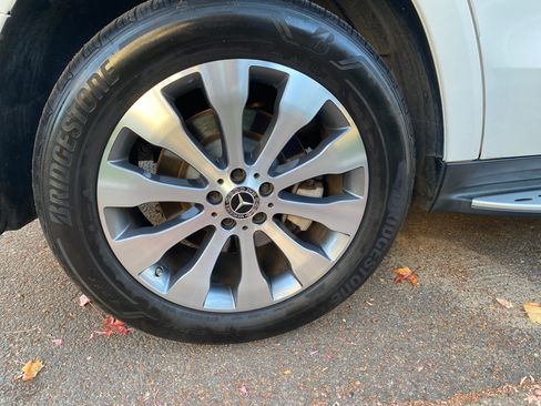 Used 2019 Mercedes-Benz GLS 450 4MATIC image 13