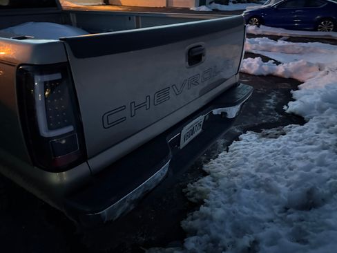 Used 2002 Chevrolet Silverado 1500 2WD Regular Cab image 25
