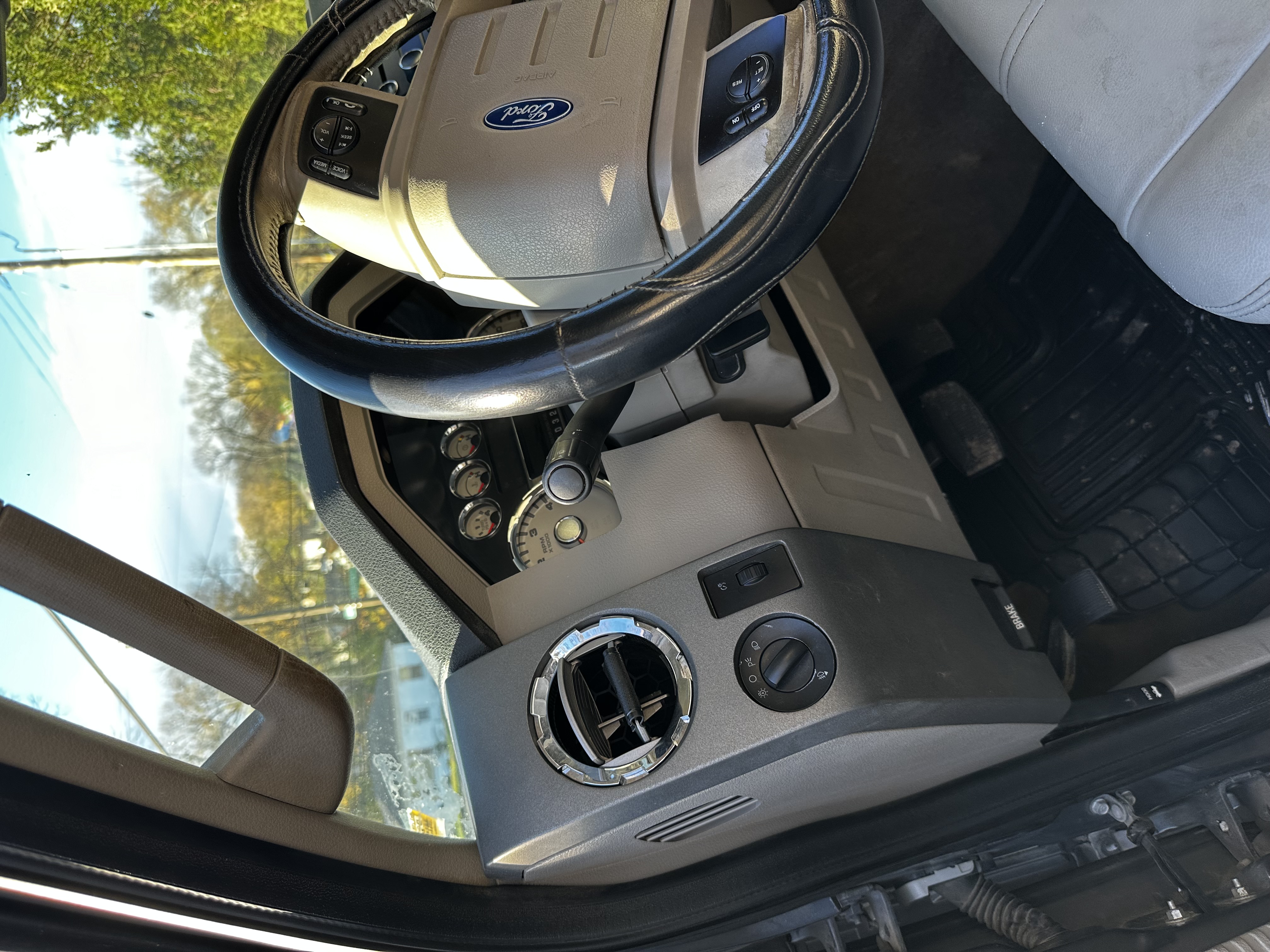 Used 2009 Ford F250 King Ranch AWD/4WD image 11