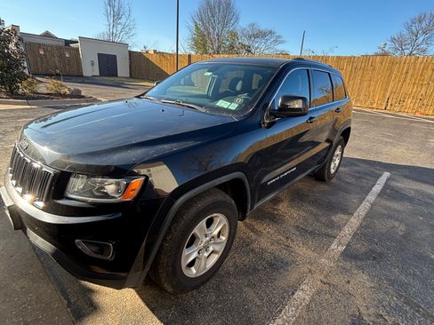 Used 2014 Jeep Grand Cherokee Laredo w/ Quick Order Package 23E image 17