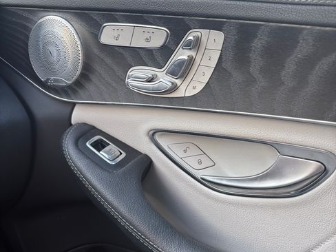 Used 2016 Mercedes-Benz C 300 4MATIC Sedan image 9