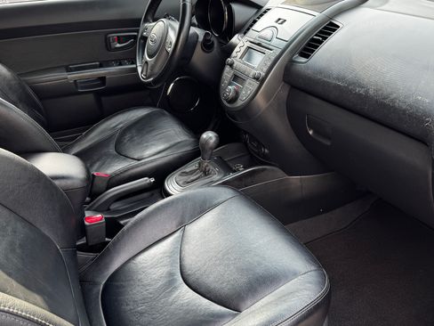 Used 2011 Kia Soul + w/ Hamstar Special Edition Pkg FWD image 13