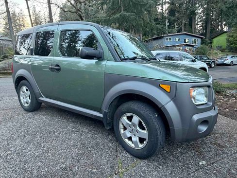 Used 2005 Honda Element EX image 2