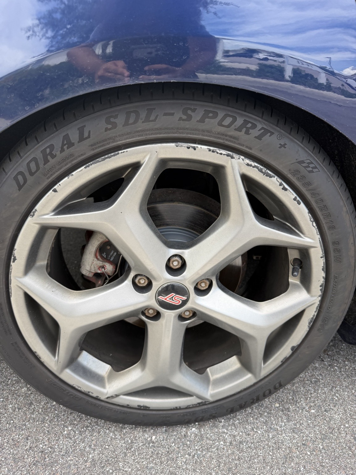 Used 2017 Ford Focus ST FWD image 9