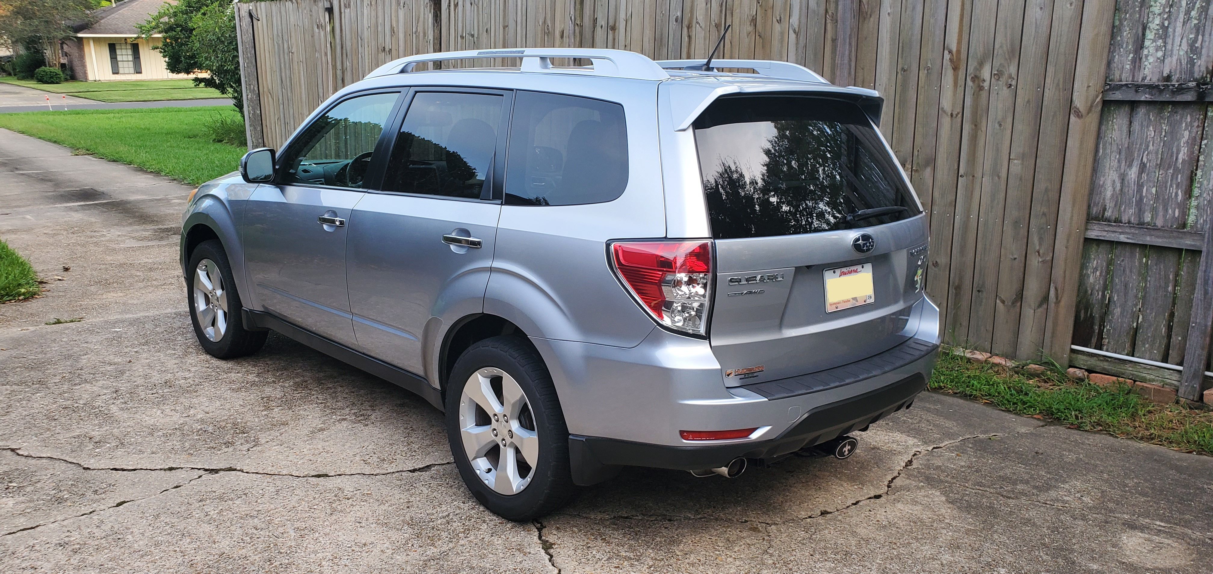 Used 2013 Subaru Forester 2.5XT Touring AWD/4WD image 2