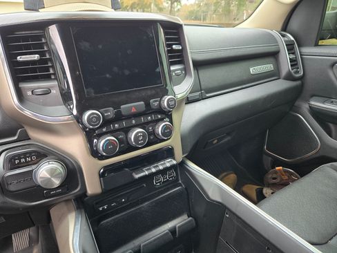 Used 2019 RAM 1500 Laramie image 9