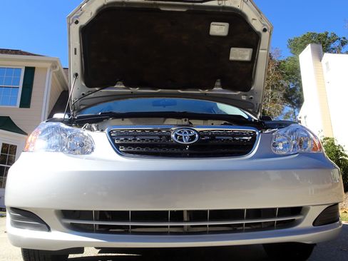 Used 2006 Toyota Corolla CE image 17