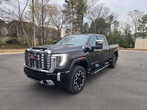 Used 2026 GMC Sierra 2500 Denali w/ Technology Package image 26