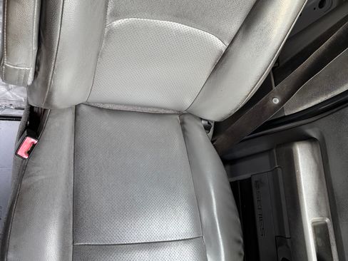 Used 2013 Ford E-250 and Econoline 250 w/ Commercial Cargo Van Pkg image 11