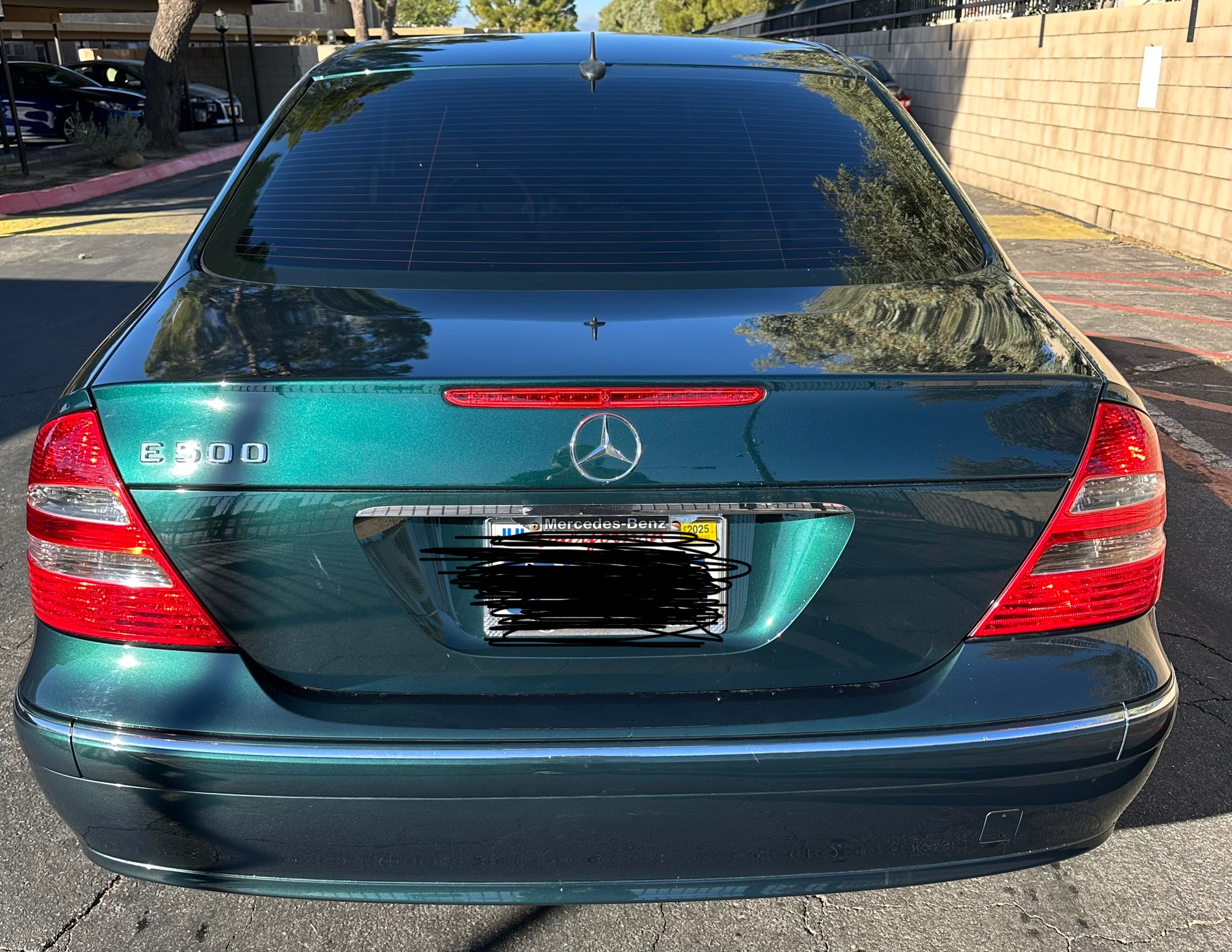 Used 2005 Mercedes-Benz E 500 Sedan image 5