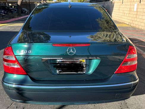 Used 2005 Mercedes-Benz E 500 Sedan image 5