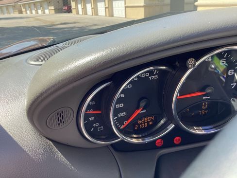 Used 2000 Porsche 911 Carrera image 10