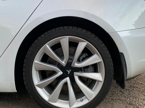 Used 2019 Tesla Model 3 Long Range AWD/4WD image 18