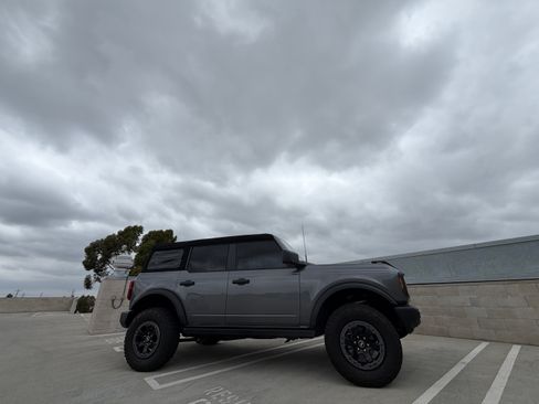Used 2025 Ford Bronco 4-Door AWD/4WD image 13