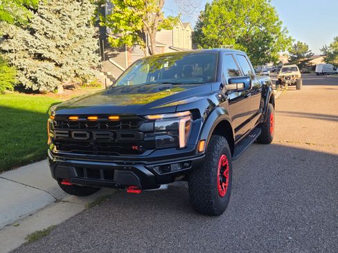Used 2025 Ford F150 Raptor w/ Equipment Group 803A Raptor R AWD/4WD image 8