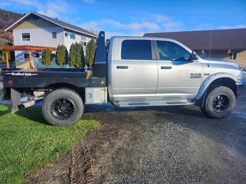 Used 2016 RAM 2500 Outdoorsman image 1
