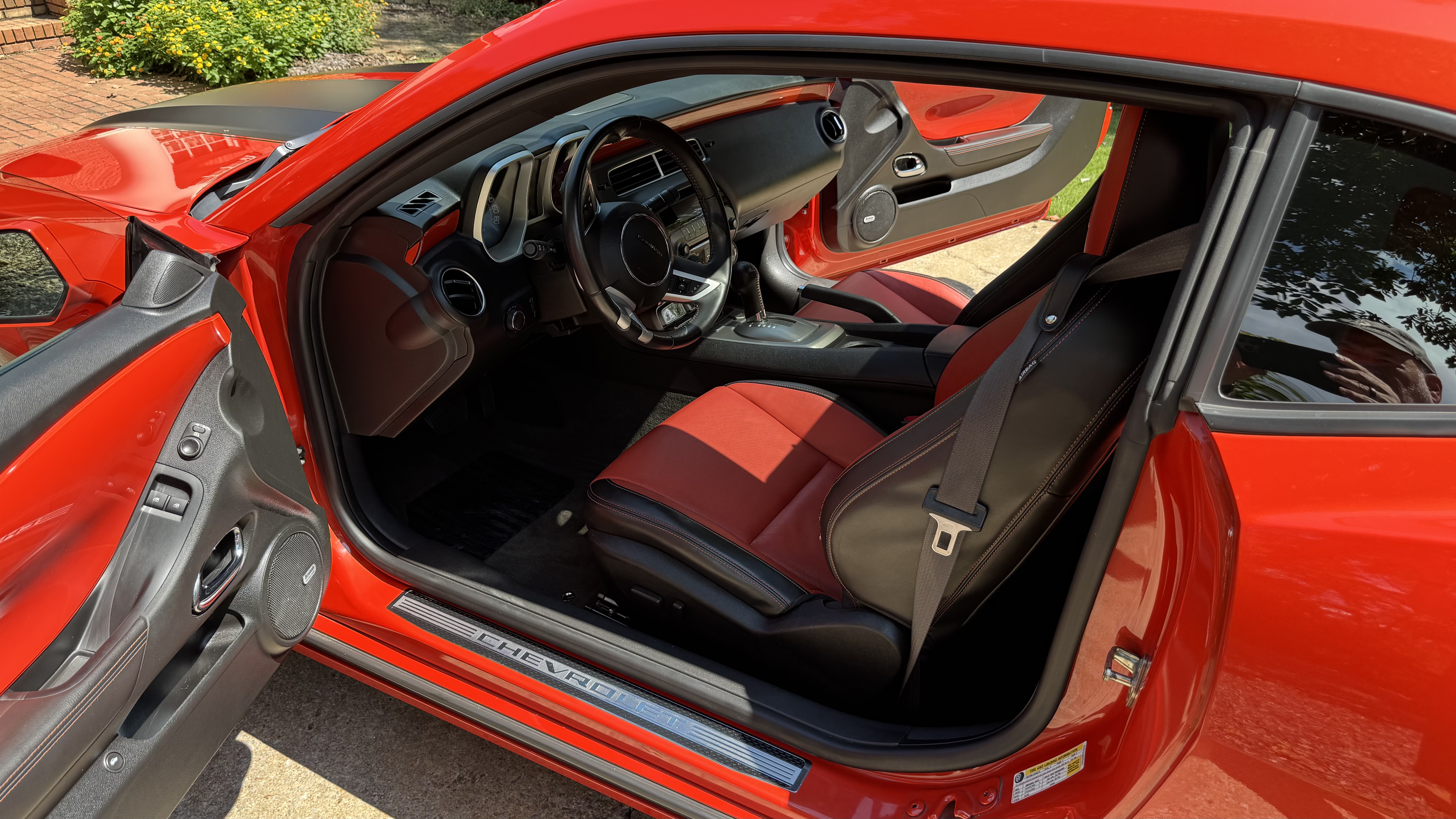 Used 2010 Chevrolet Camaro SS w/ RS Package RWD image 15