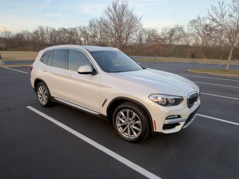 Used 2019 BMW X3 sDrive30i image 9