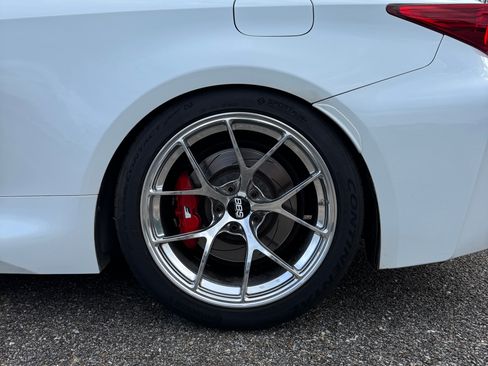 Used 2015 Lexus RC F w/ Premium Package RWD image 15