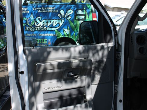 Used 2009 Ford E-250 and Econoline 250 RWD image 9