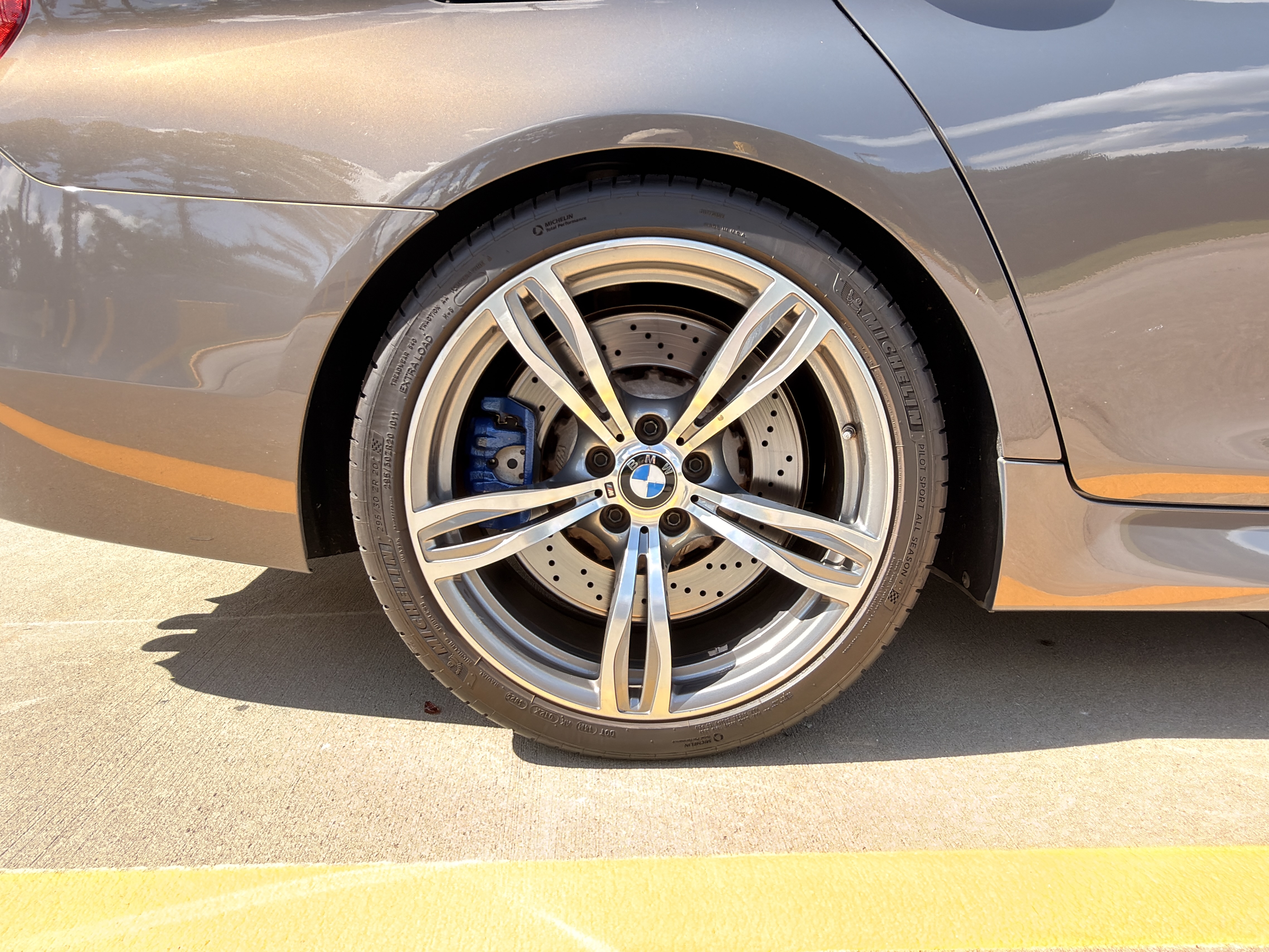 Used 2016 BMW M5 RWD image 13