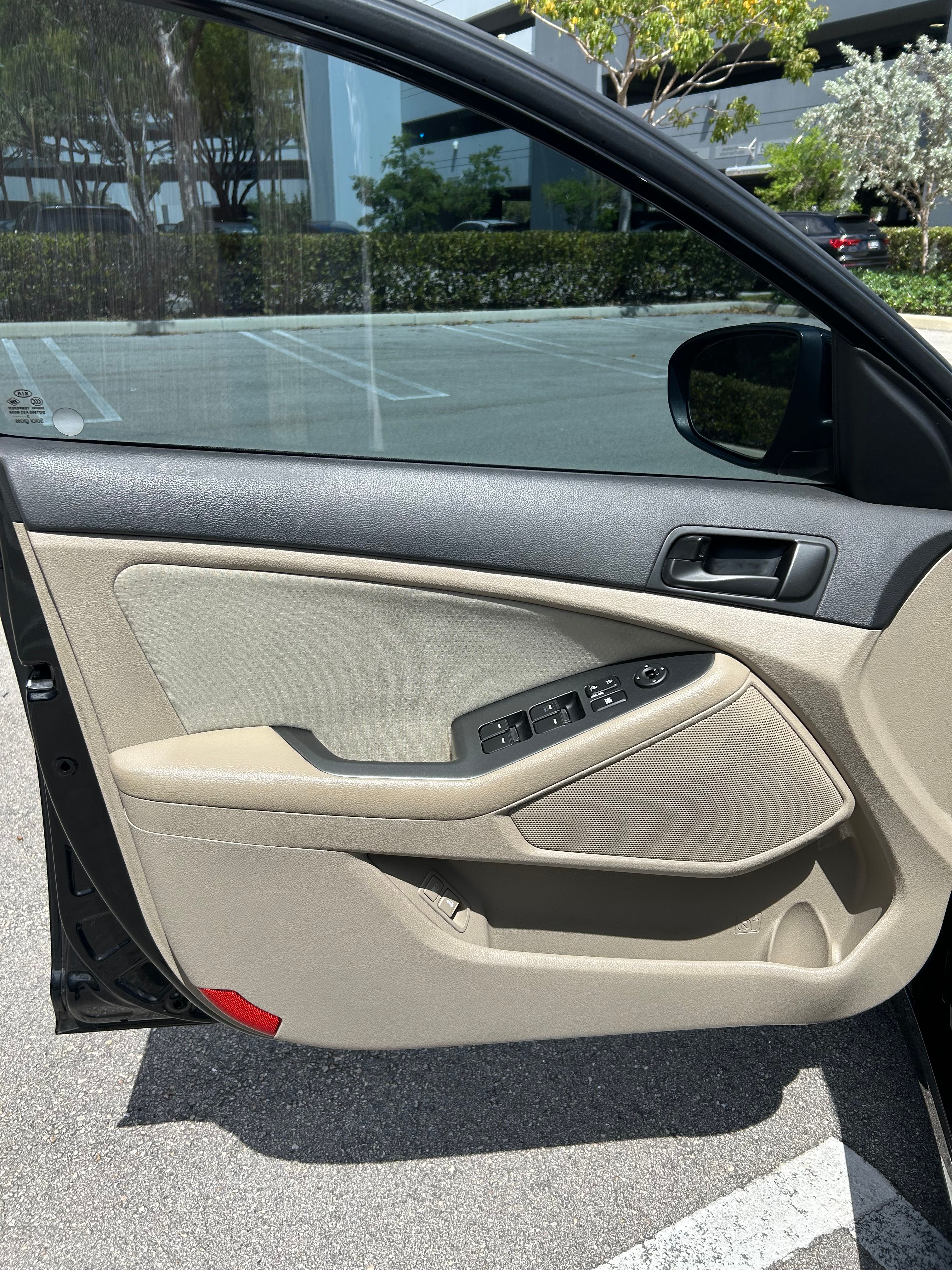 Used 2014 Kia Optima LX FWD image 16