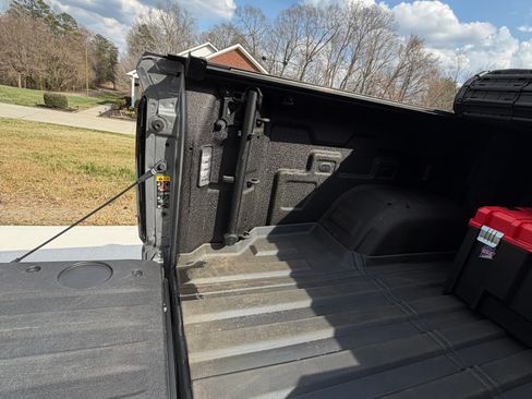 Used 2023 GMC Sierra 1500 Elevation w/ Elevation Premium Package image 12