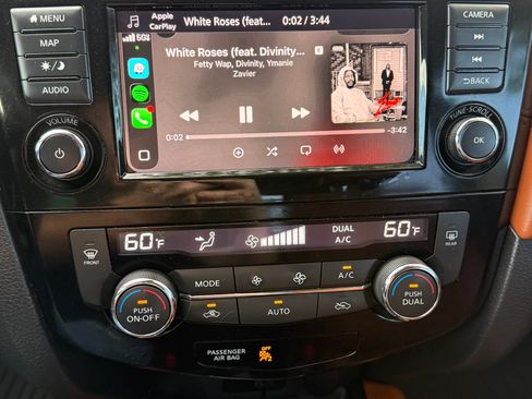 Used 2018 Nissan Rogue SL w/ Premium Package AWD/4WD image 20