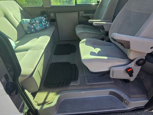 Used 2000 Volkswagen Eurovan MV image 11