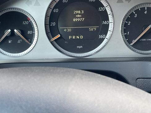 Used 2008 Mercedes-Benz C 300 4MATIC Sedan image 11