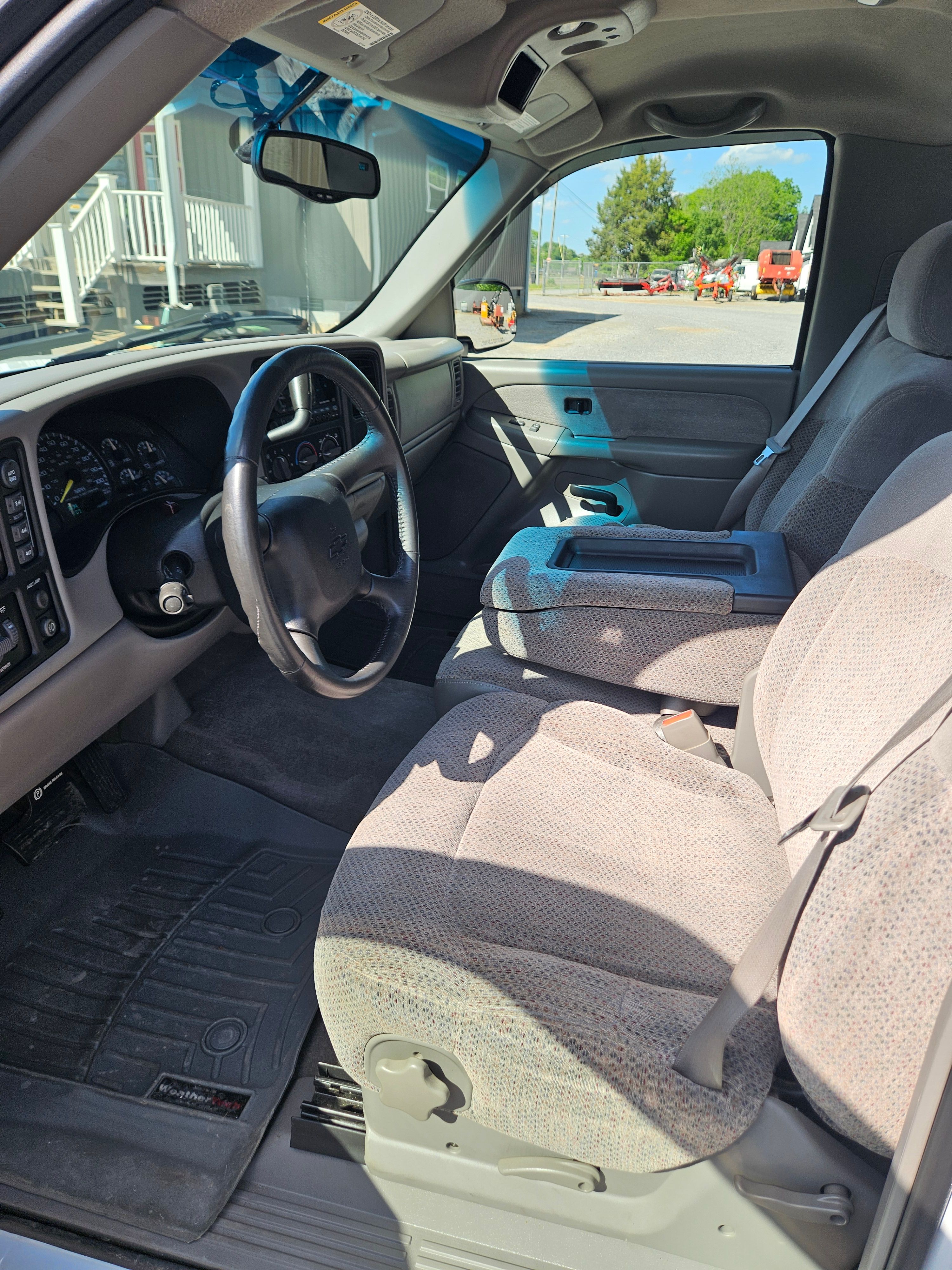 Used 1999 Chevrolet Silverado 1500 LS w/ Off-Road Chassis Pkg AWD/4WD image 11